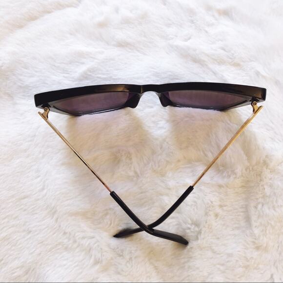 Hannah Black Oversized Cat Eye Sunglasses - Picture 9 of 11